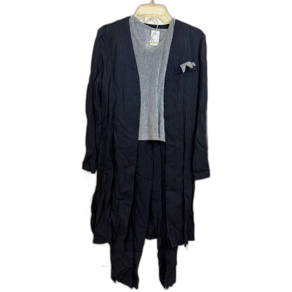Perceptions 3-Piece Pants Suit Black Striped / Silver - size 8
